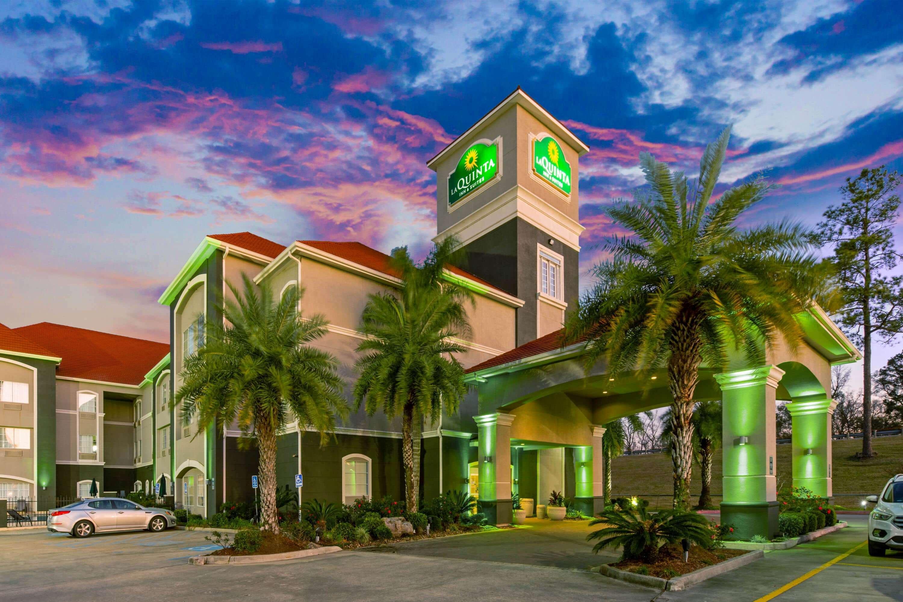 La Quinta By Wyndham Lake Charles Casino Area Exterior photo