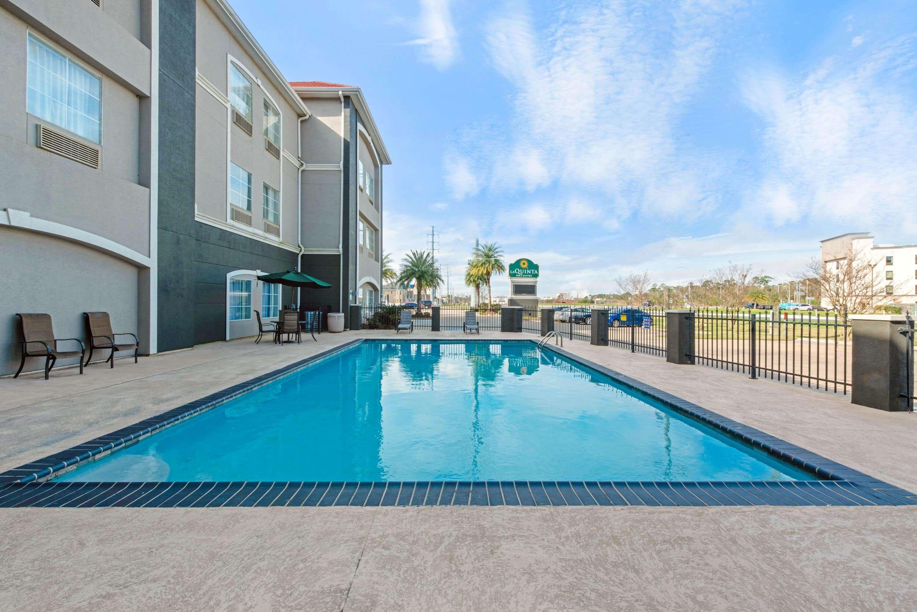 La Quinta By Wyndham Lake Charles Casino Area Exterior photo